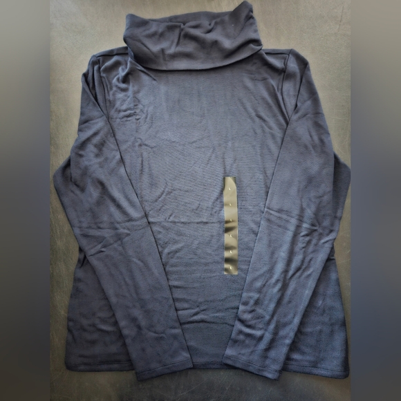 NWT - Banana Republic "Preppy Navy" Soft Luxe Turtleneck Top - Size L - Picture 8 of 8